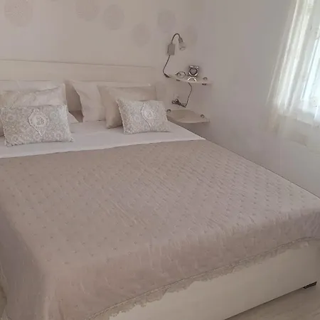 Apartamento Teo 2 *