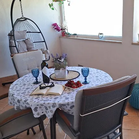 Apartment Teo 2 *